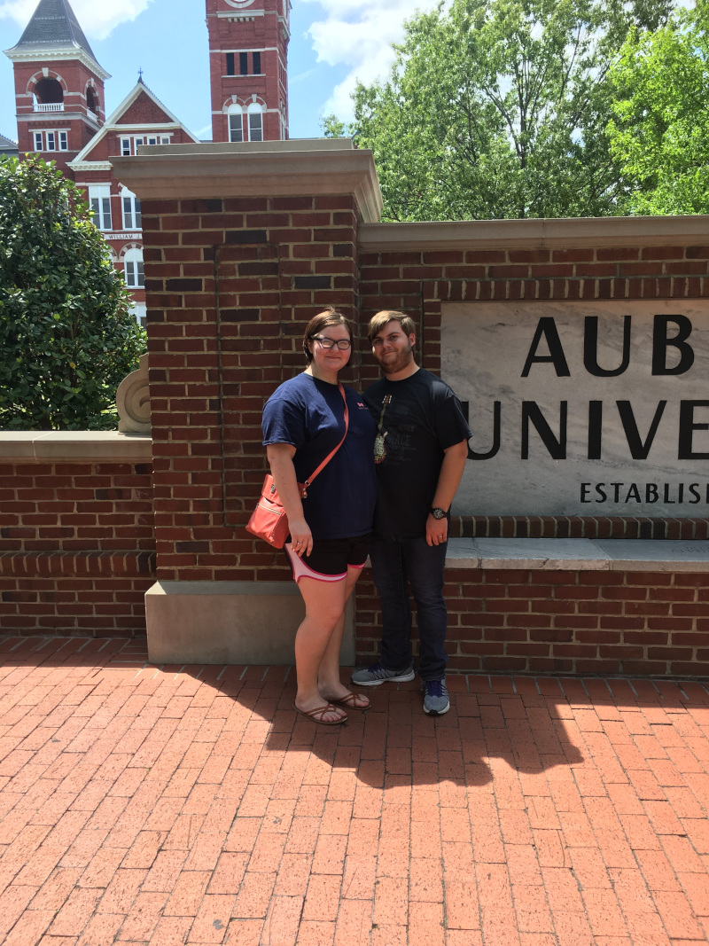 /_app/immutable/assets/auburn_sign.DPH21EKz.jpg
